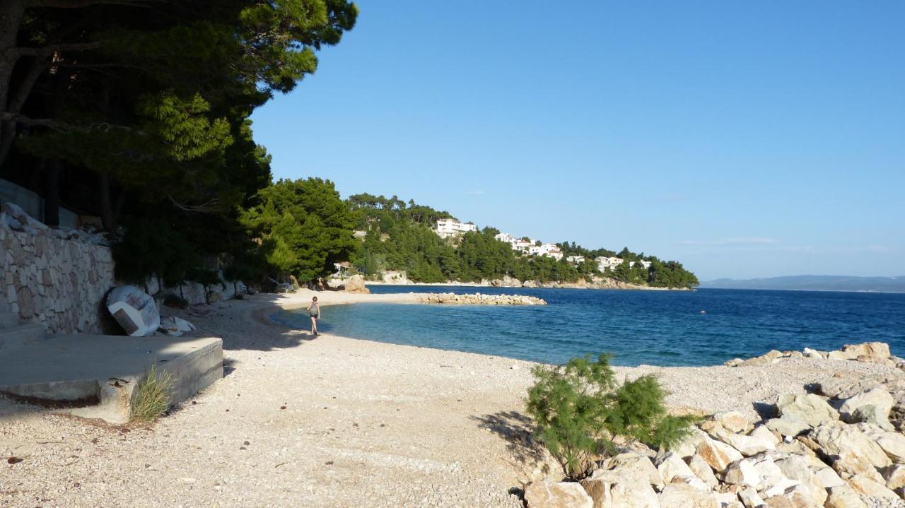Beach Apartments Nemira Omiš Buitenkant foto