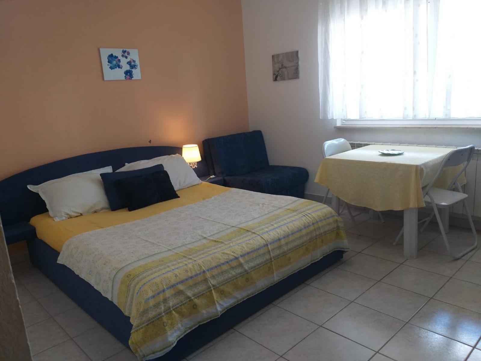 Beach Apartments Nemira Omiš Buitenkant foto