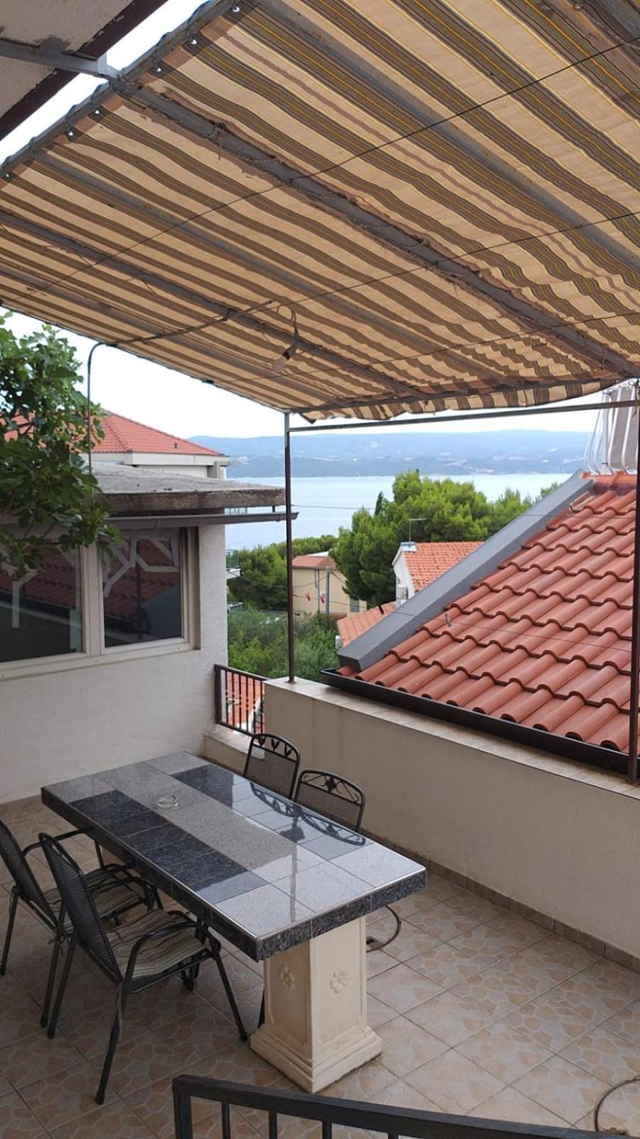 Beach Apartments Nemira Omiš Buitenkant foto